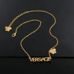 collier Versace